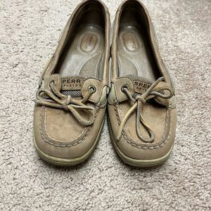 Sperry Anglefish boat shoes 8.5